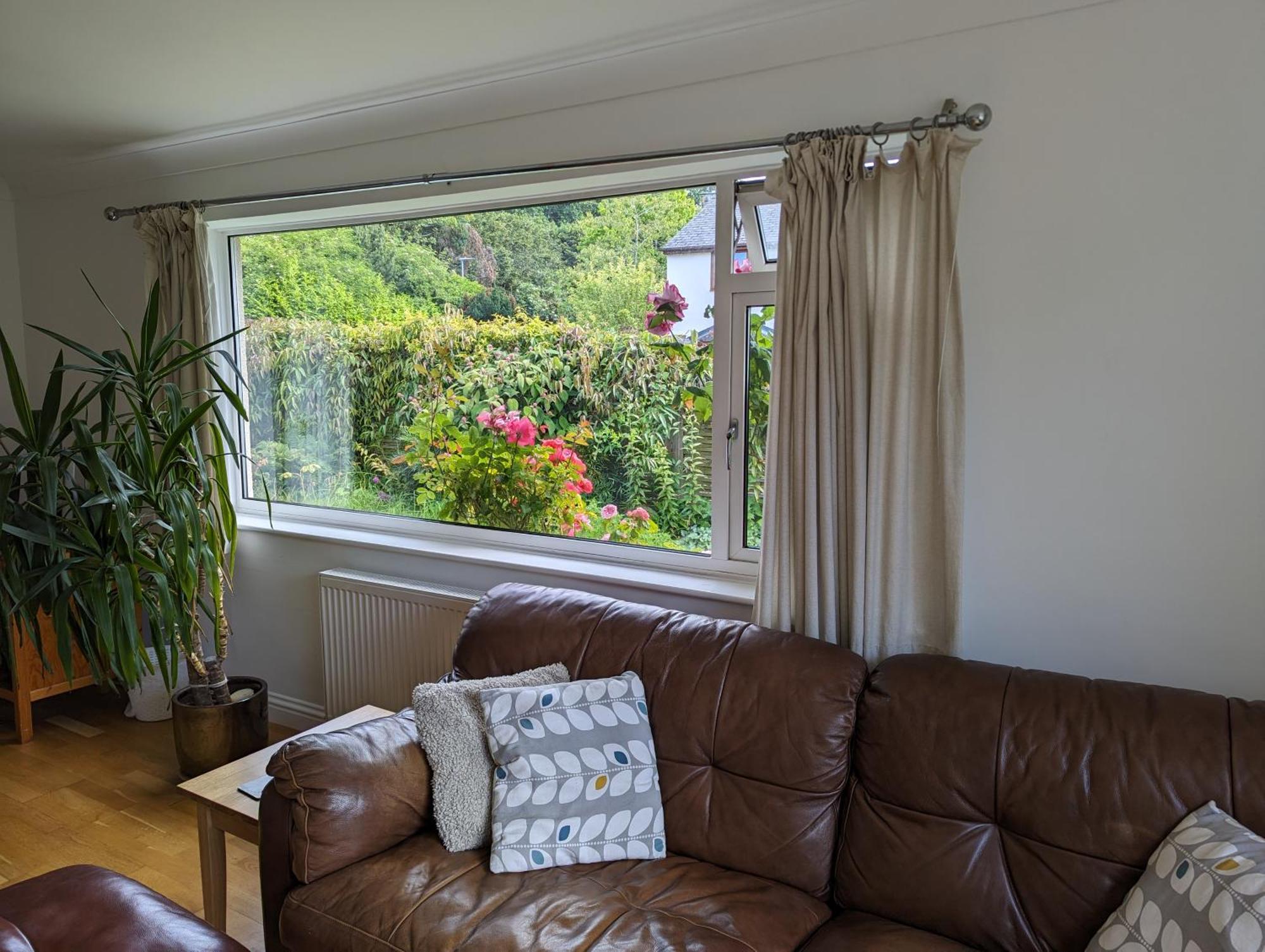Peaceful Glastonbury Bungalow - Ideally Located Экстерьер фото